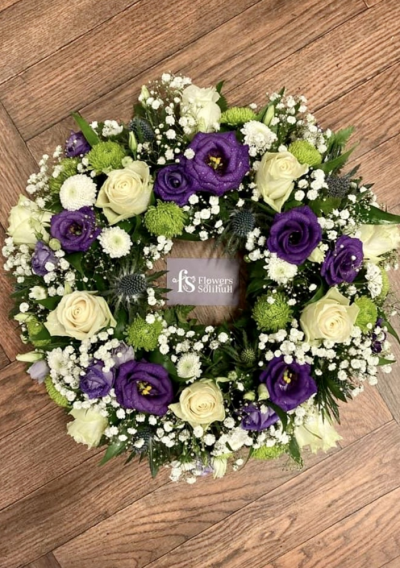 Wreath SYM-316 - 14", 16", or 18" Wreath frame with foliage edge.